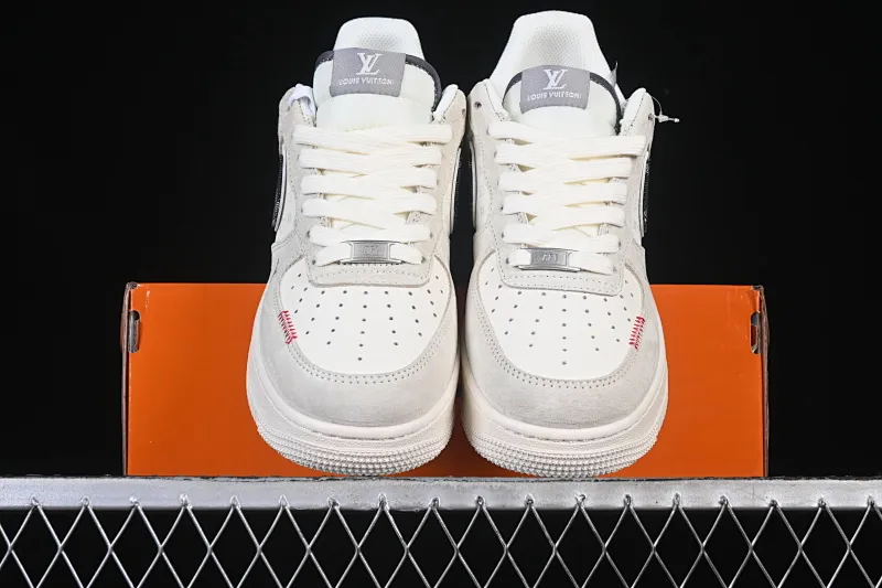All categories Nk Air Force 1 Air Force series Nk Air Force 1 Low Air Force low top Nike Air Force 1'07 Low LV joint pigbami gray red Air Force 1 low top casual sneakers MZ9588-806